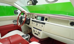 2014 Rolls Royce Phantom White Front Side View Interior