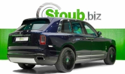 2019 Rolls Royce Cullinan Back Midnight Blue