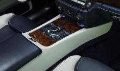 2019 Rolls Royce Ghost in Blue Middle Console