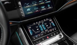 Audi RSQ8 Screen