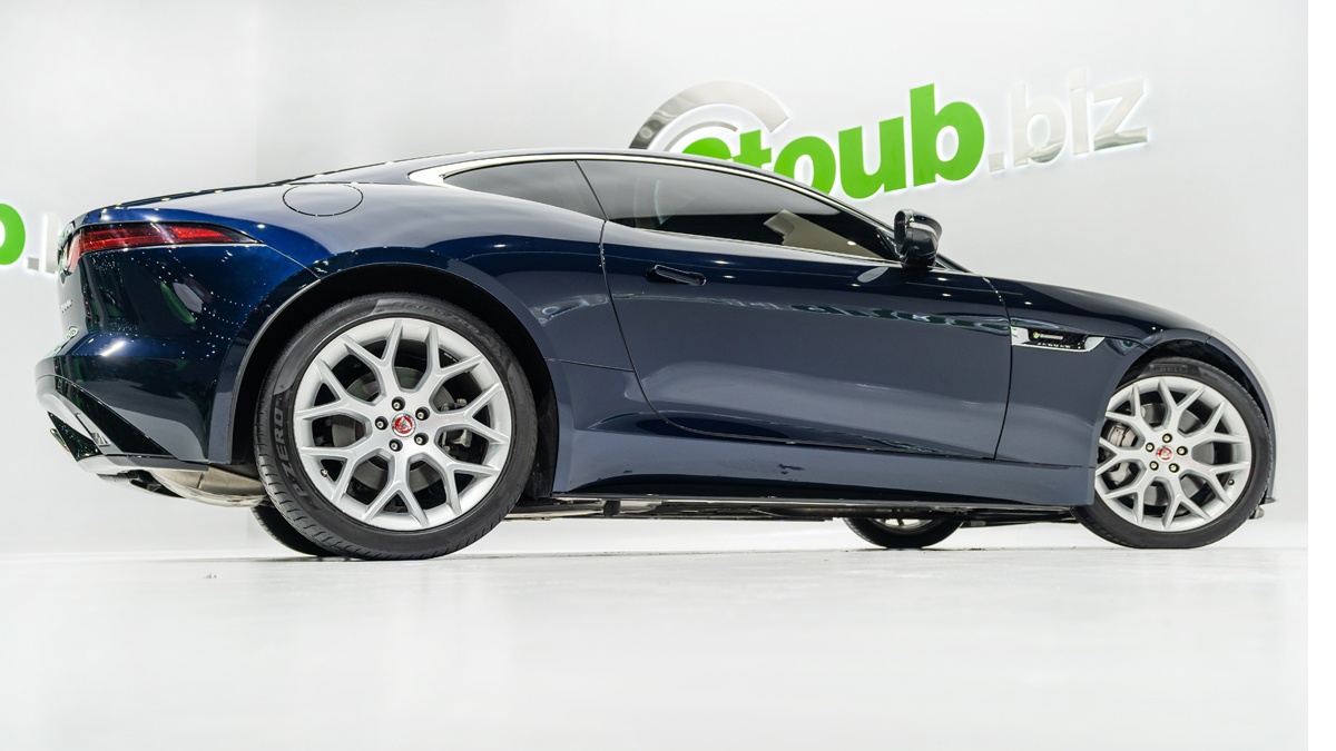 2020-Jaguar-F-Type-R-Dynamic-6