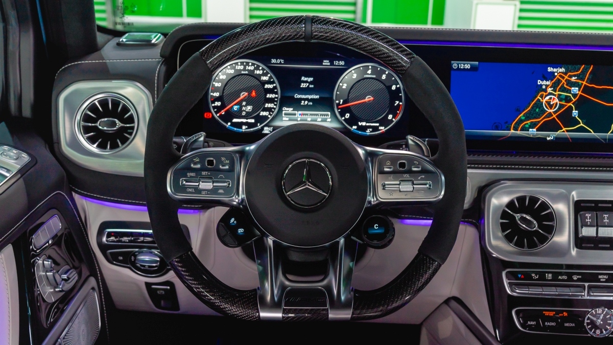 2021-Mercedes-Benz-G63-3