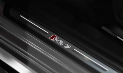 2022-Audi-RS7-Sportback-9