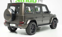 2022-Mecedes-Benz-G63-4