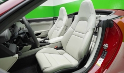 Porsche 911 Carrera 4S Cabriolet White Seats