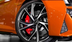 2023 Audi R8 Spyder in Samoa Orange Rims