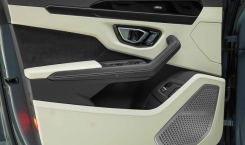 2023 Lamborghini Urus S