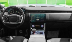 2023 Land Rover Range Rover Vogue P400 Interior