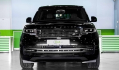 2023 Land Rover Range Rover Vogue P400 Front