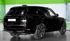 2023 Land Rover Range Rover Vogue P400  Back