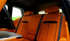 2023 Rolls Royce Cullinan in Black Back Seats Mandarin