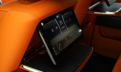 2023 Rolls Royce Cullinan in Black Rear Screens