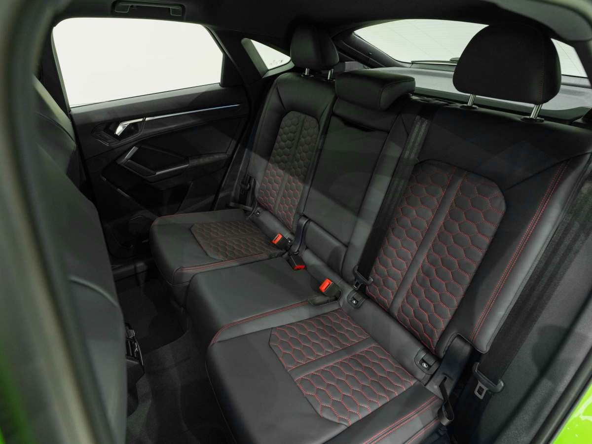 Audi-RSQ3-Sportsback-11