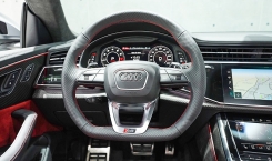 Audi-RSQ8-11