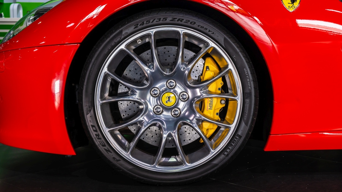 Ferrari-599-GTB-6