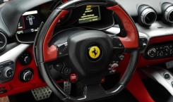 Ferrari-F12-12