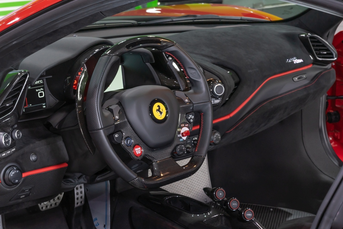 Ferrari-pista-14