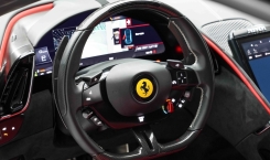 Ferrari-Roma-8