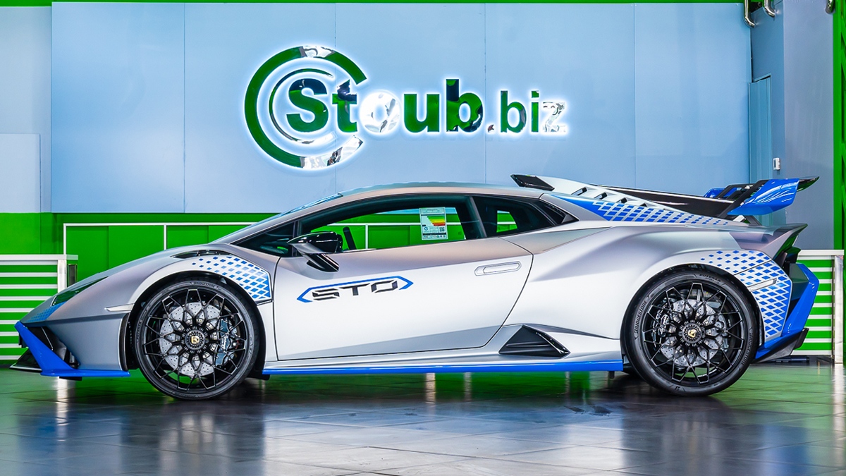 2022-Lamborghini-Huracan-STO-2