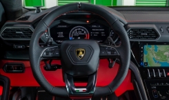 Lamborghini-Urus-Red-1