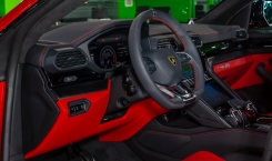 Lamborghini-Urus-Red-8