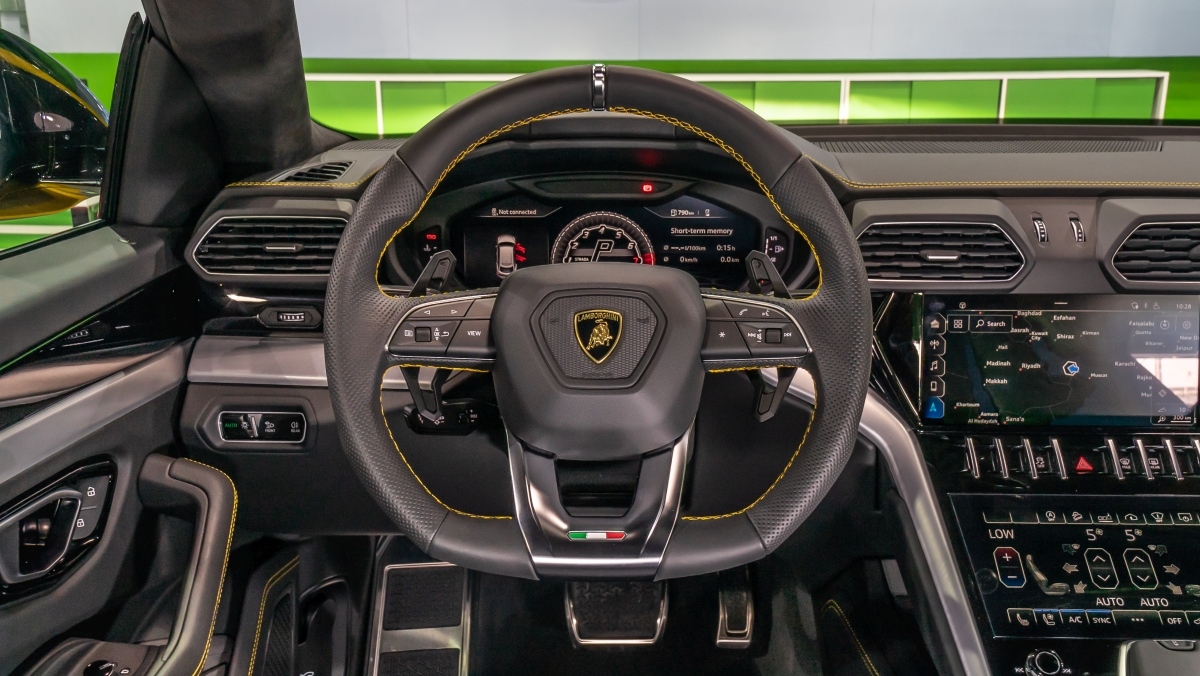 Lamborghini-urus-5