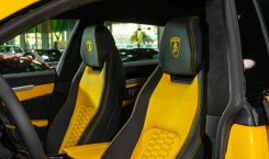 Lamborghini-Urus-12