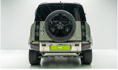 Land-Rover-Defender-P400-90-X-5