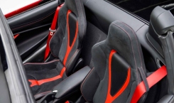 2020 McLaren 720S Spider Seats