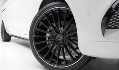 2021-Mercedes-benz-v250-Maybach-5