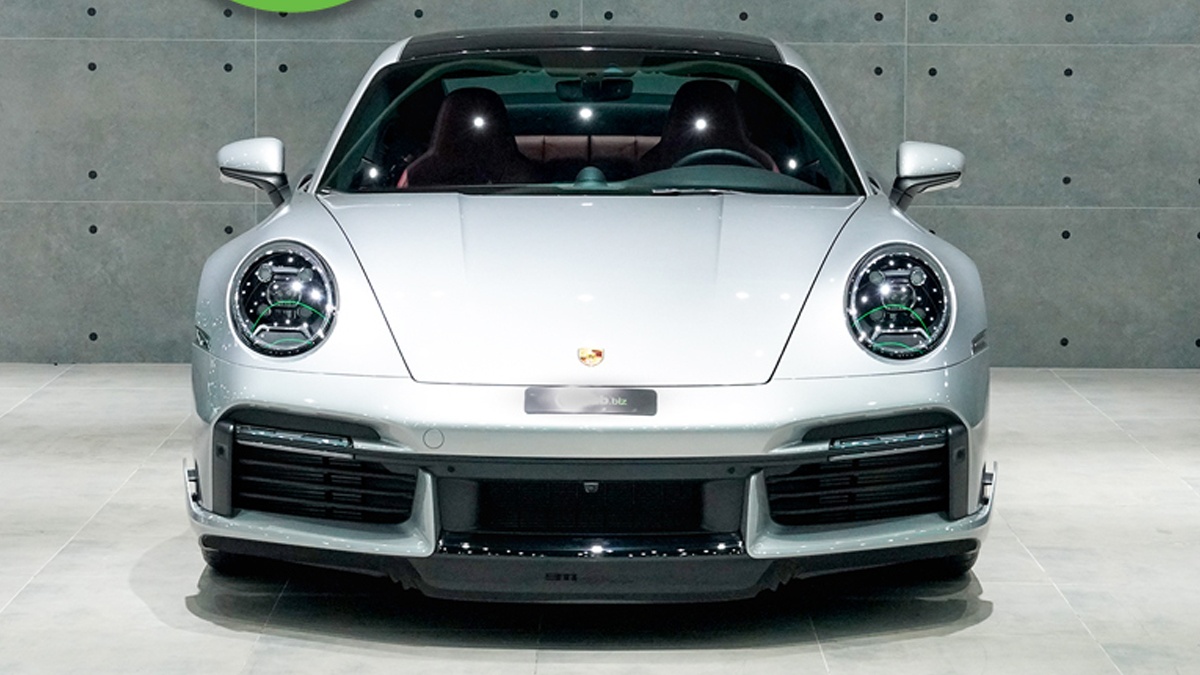 Porsche-911-Turbo-GT-Silver-5