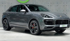 2022-Porsche-Cayenne-GTS-1