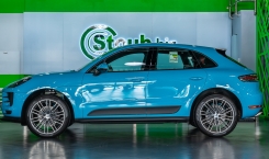 2021-Porsche-Macan-Blue-4