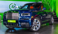 2020-Rolls-Royce-Cullinan-2