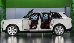 Rolls-Royce-Cullinan-08