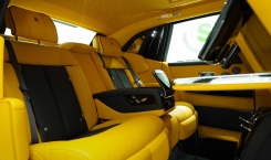 Rolls Royce Phantom Yellow Back Seats