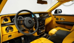 Rolls Royce Phantom Yellow Interior