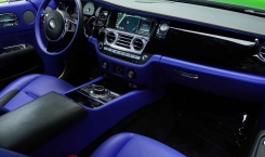 Rolls Royce Wraith Side View Inside