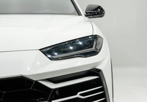 Lamborghini Urus White